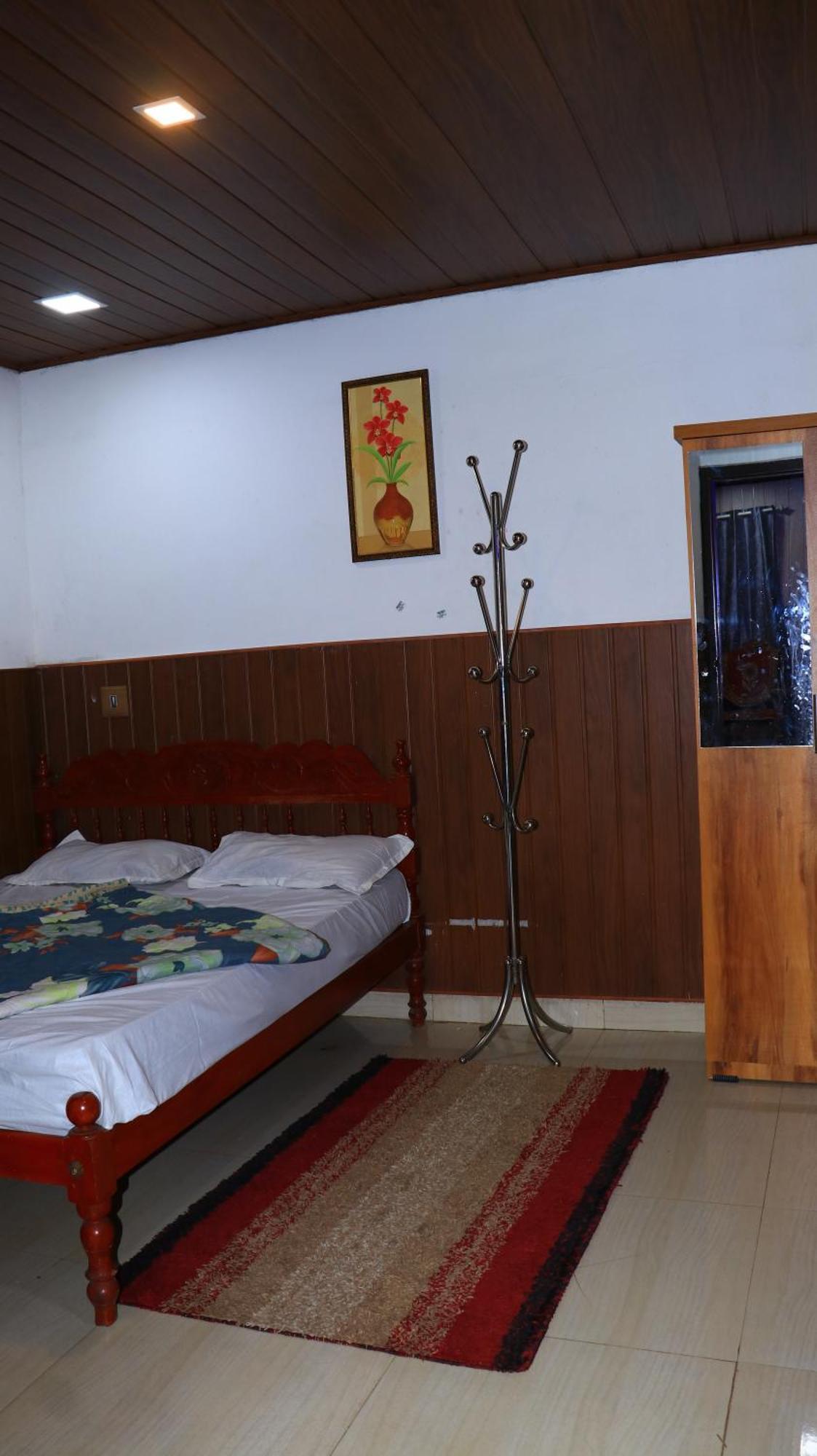 Navaneeth Homestay Devikolam Bagian luar foto