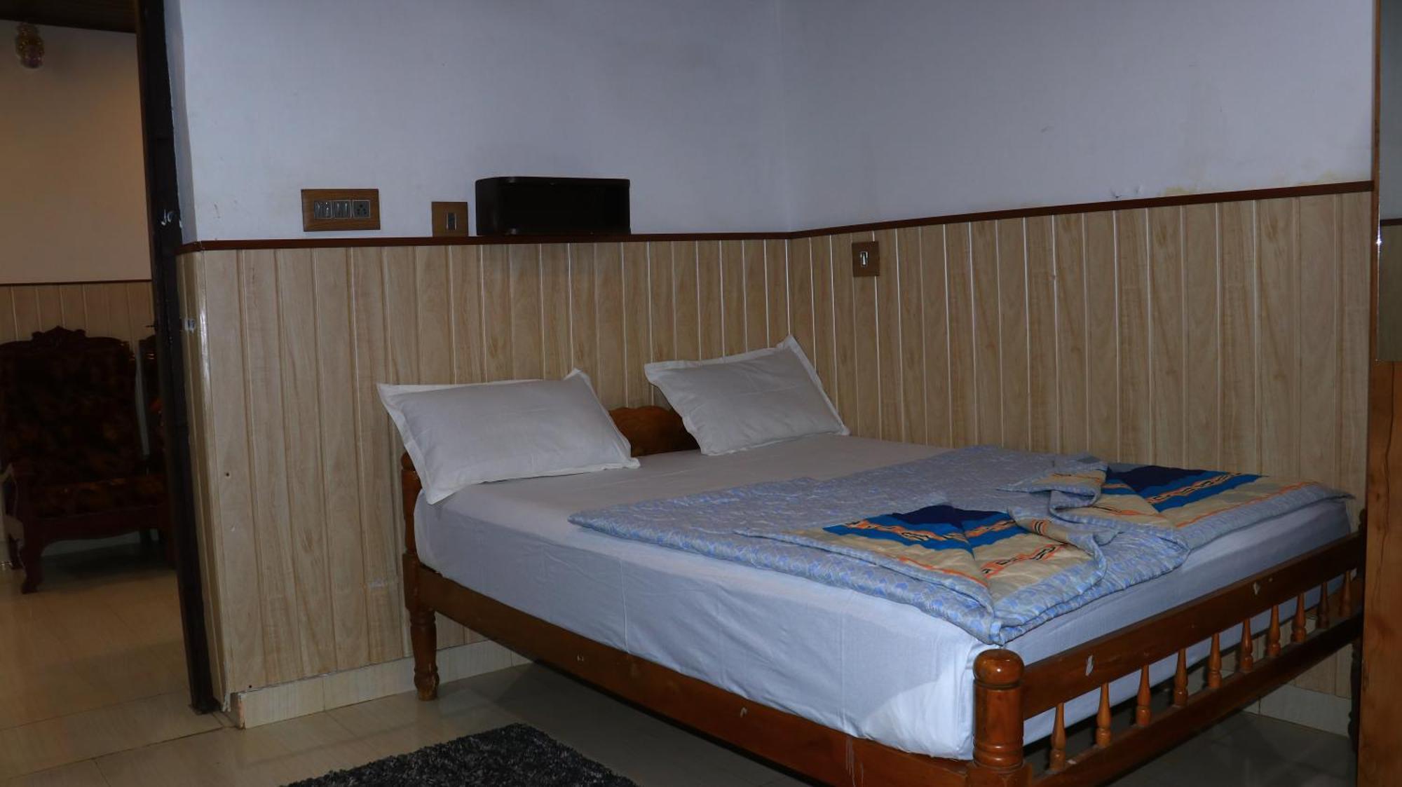 Navaneeth Homestay Devikolam Bagian luar foto