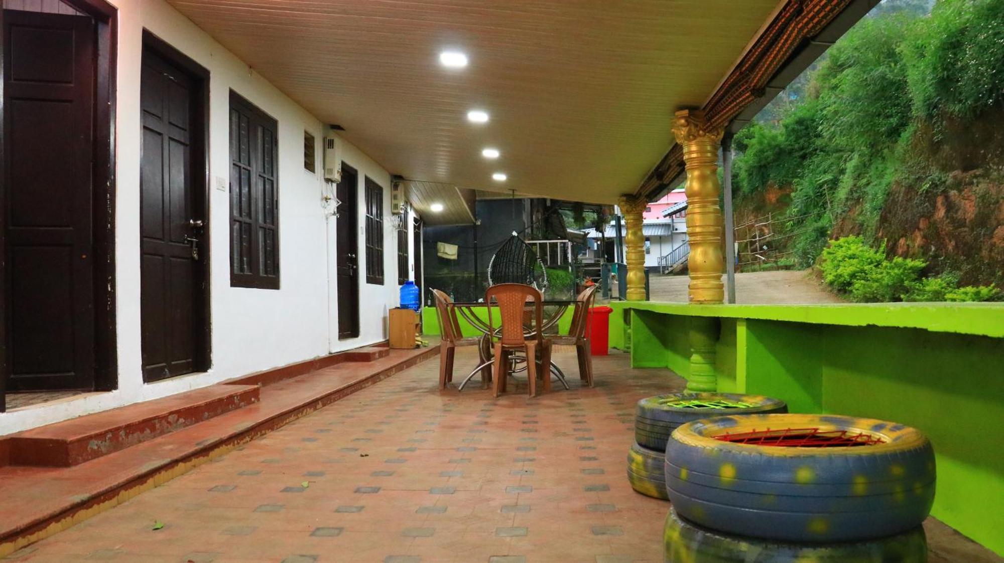 Navaneeth Homestay Devikolam Bagian luar foto