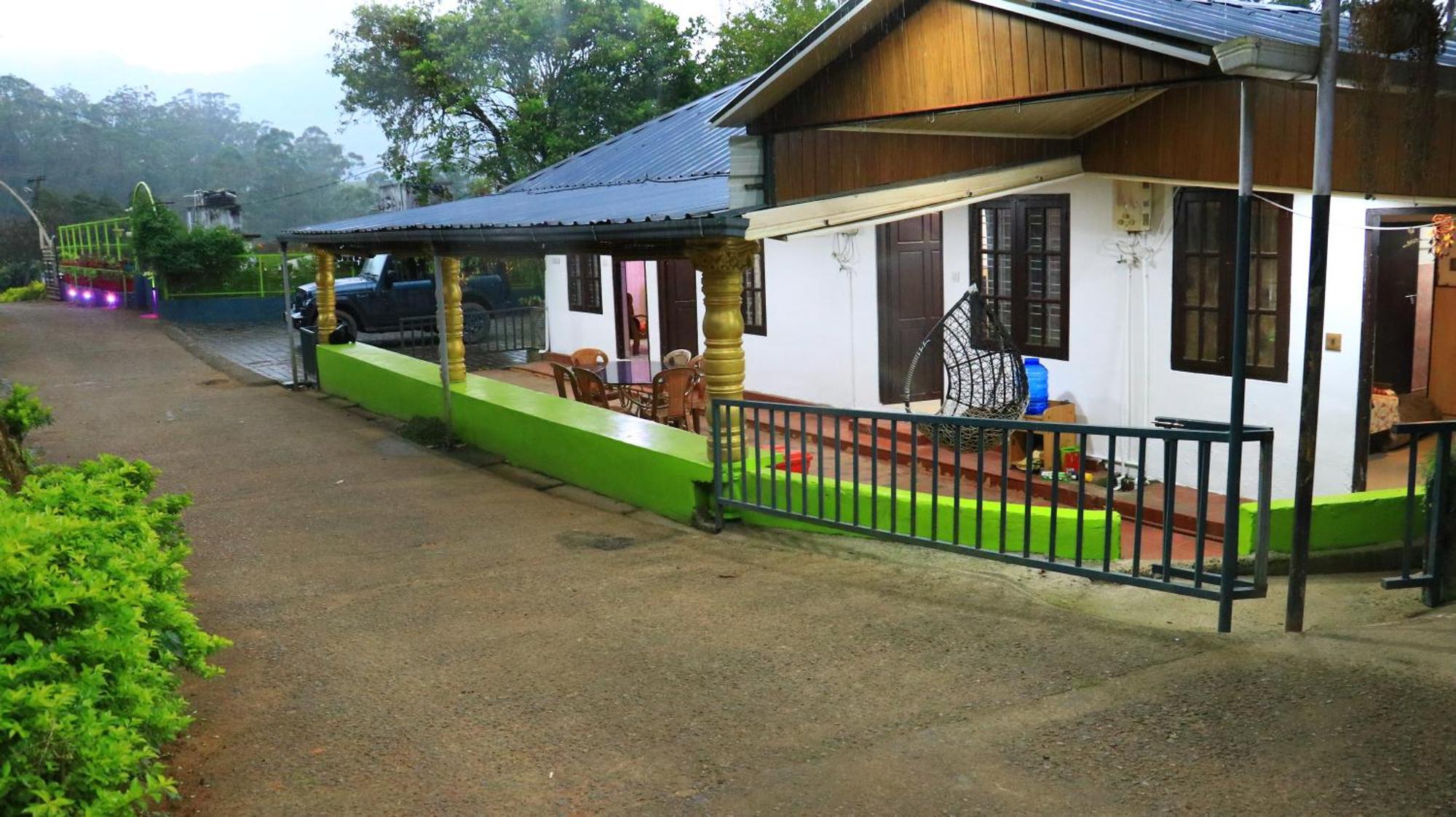 Navaneeth Homestay Devikolam Bagian luar foto